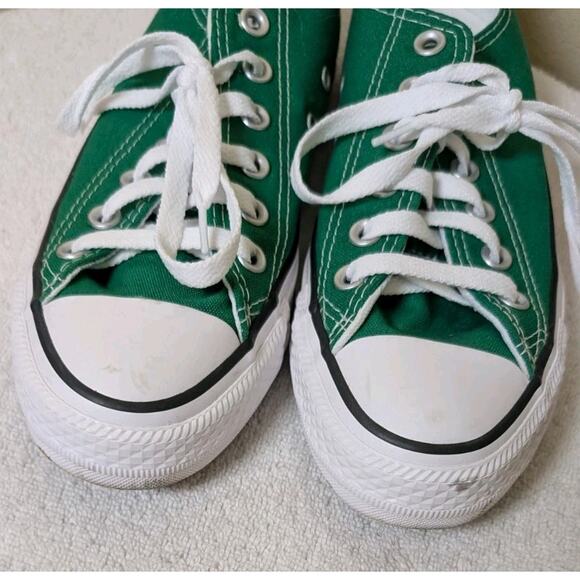 Converse Chuck Taylor All Star Low Top Sneaker Amazon Green Women’s 7/Men’s 5 - Picture 9 of 13